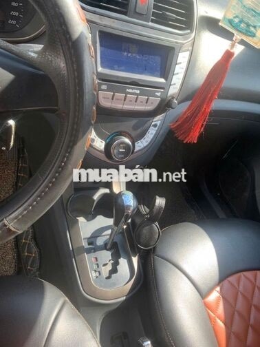 Haima M3  sản xuất 2016 màu trắng, biển số TP.HCM