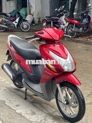 Honda Click 2đỏ 6 nan đời chót