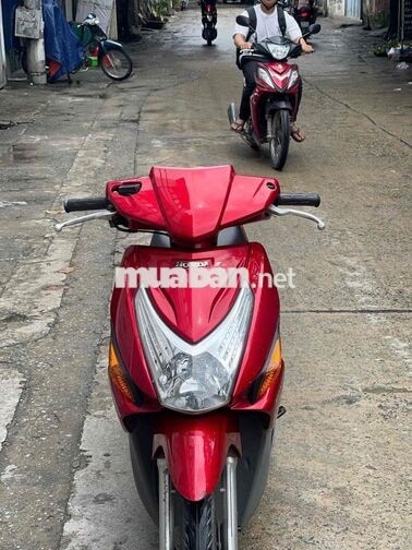 Honda Click 2đỏ 6 nan đời chót