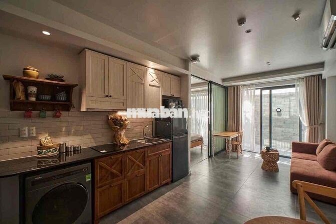 CĂN HỘ STUDIO BAN CÔNG RỘNG 40M2 - NGÃ TƯ 7 HIỀN - LẠC LONG QUÂN