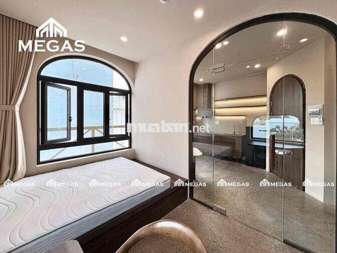 CĂN HỘ STUDIO CAO CẤP RỘNG 35m2 - NGAY SÂN BAY - VÒNG XOAY LĂNG CHA CA