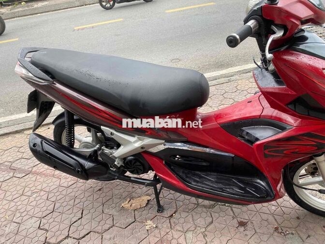 Xe jouride Fi nâu đỏ