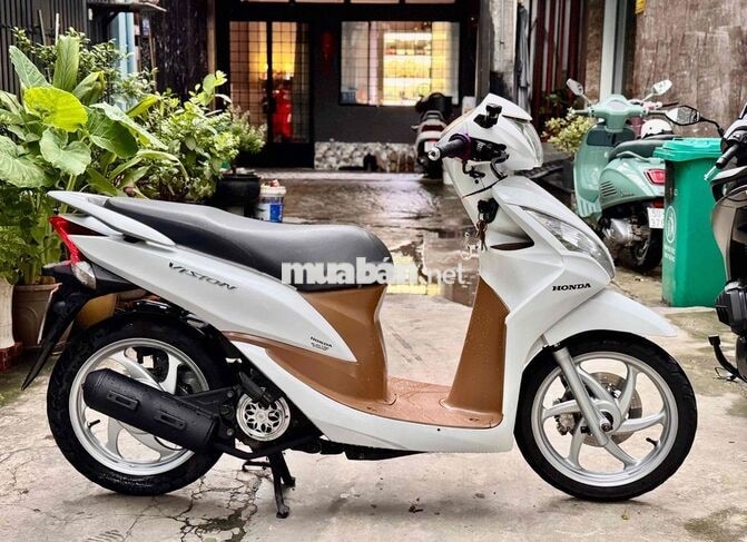 Honda Vision 2013 Trắng bstp chính chủ