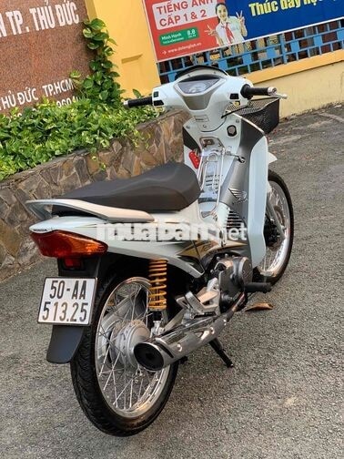 Honda Future Neo 125 Trắng
