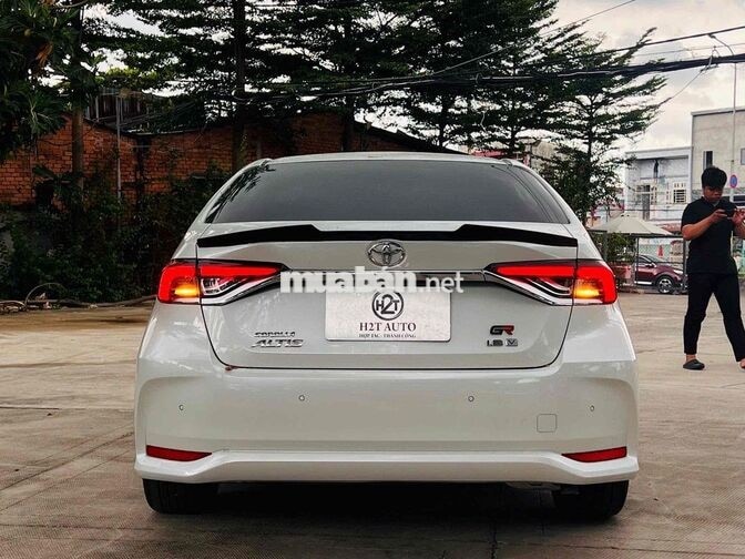 Toyota Corolla Altis 1.8V 2025 Trắng 14.000 km