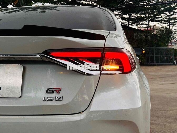 Toyota Corolla Altis 1.8V 2025 Trắng 14.000 km