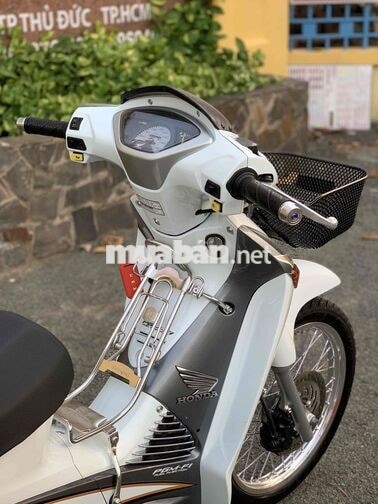 Honda Future Neo 125 Trắng