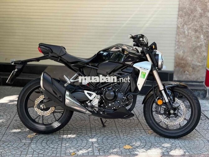 Honda CB300R odo 17.500km Trả trước 3x