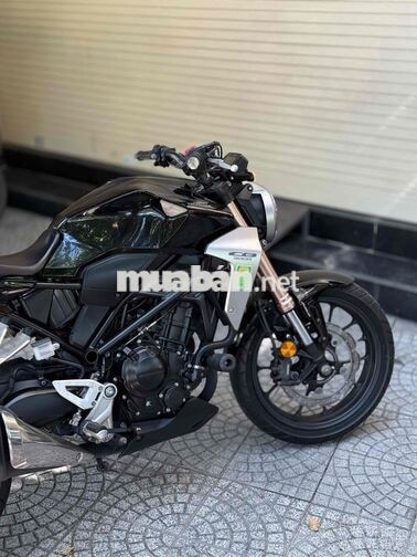 Honda CB300R odo 17.500km Trả trước 3x