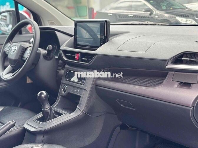 Toyota Avanza Premio 1.5G 2023 Bạc 187.000 km