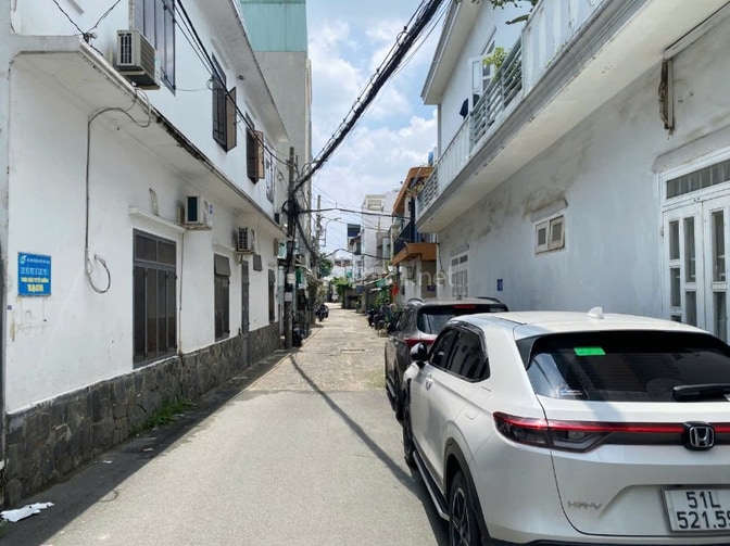 Đất thổ cư 7,5x9m - hẻm xe hơi 6m Nguyễn Văn Quá - Quận 12 - 4 tỷ 990