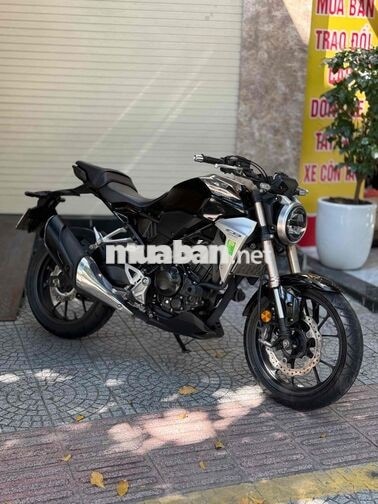 Honda CB300R odo 17.500km Trả trước 3x