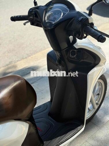 Honda Vision 2023 Tiêu chuẩn Trắng