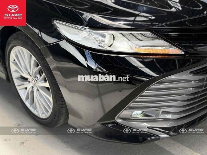Toyota Camry 2.5Q nhập Thái - bảo hành Toyota