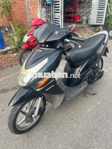 Honda Click 110 Thái. chính chủ kí giấy.máy zin im