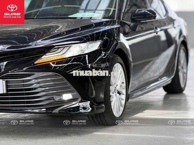 Toyota Camry 2.5Q nhập Thái - bảo hành Toyota
