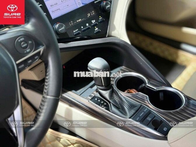 Toyota Camry 2.5Q nhập Thái - bảo hành Toyota