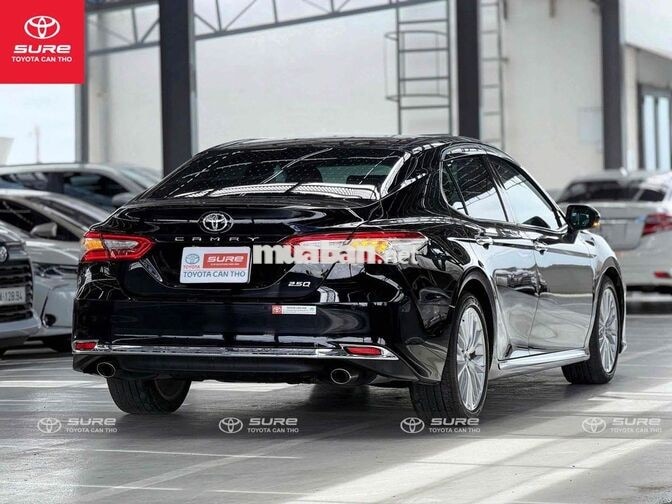 Toyota Camry 2.5Q nhập Thái - bảo hành Toyota