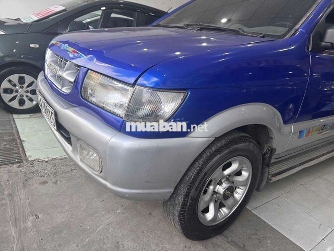 Isuzu 7 chỗ 2004 Xanh