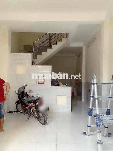 NHÀ ĐEP 910/ TKTQ ( 4 x 11) 1 lầu 2PN,2WC,hẻm xe hơi cụt