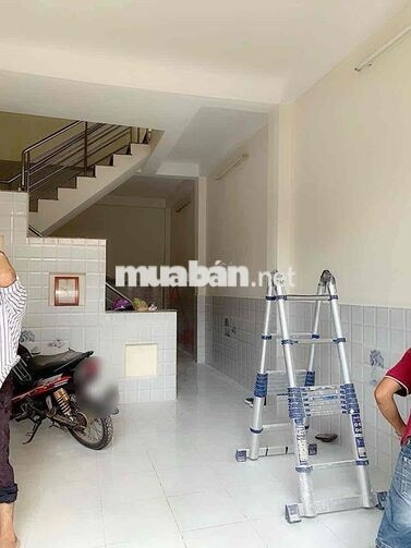NHÀ ĐEP 910/ TKTQ ( 4 x 11) 1 lầu 2PN,2WC,hẻm xe hơi cụt