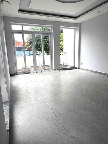 Cho thuê căn góc hai mặt tiền đường dân chủ Thủ Đức tp hcm