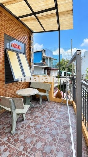 🏡 PHÒNG TRỌ 30M² – LẦU 1 – CÓ BAN CÔNG | KHU TÊN LỬA
