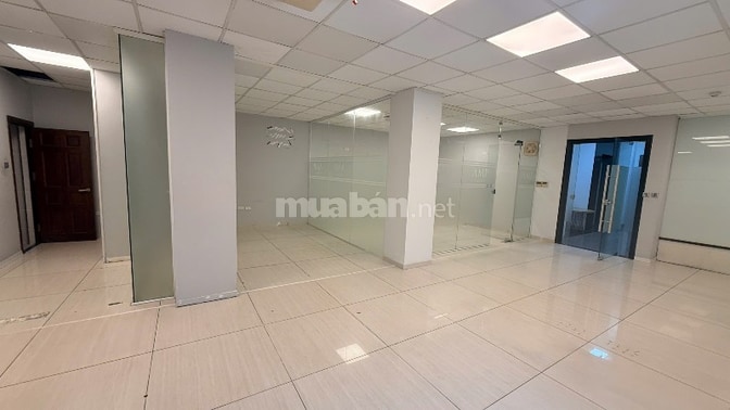 Cho thuê văn phòng 100m2 tại 110-112 Bà Triệu, pHường Nguyễn Du, HBT