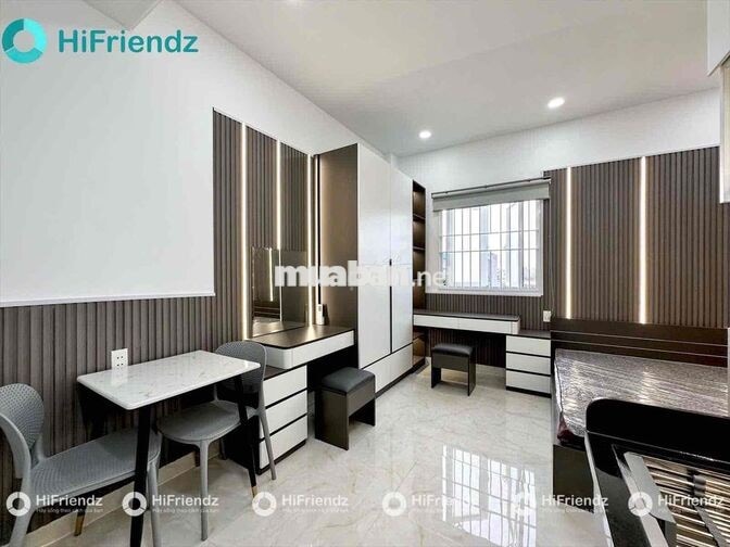 CĂN HỘ STUDIO STYLE TONE GỖ SANG TRỌNG – CỬA SỔ LỚN THOÁNG MÁT TẠI BẠC