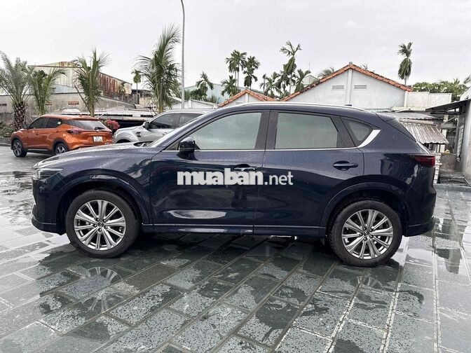 Mazda CX-5 Premium Exclusive 2024 Xanh đen