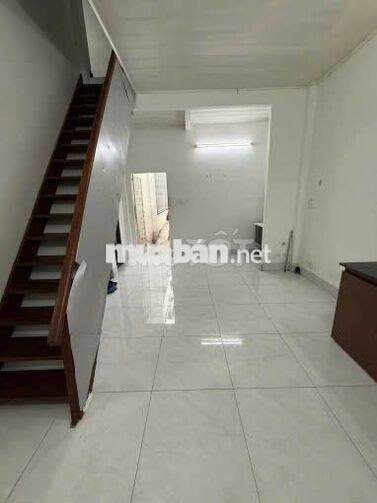 Nhà cho thuê 5x20m 2 lầu ngay cầu Thanh Đa Bình Quới - giá 13.5 TR 