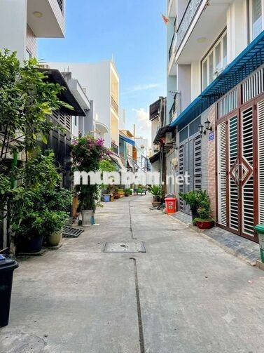 bán nhà lê văn quới 32m2, không lộ giới,không quy hoạch
