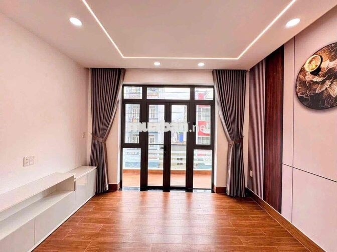 Hot, Bán gấp Nhà đẹp 5 Tầng Lê Văn Quới BTân 56m2 hẻm 7m 6ty