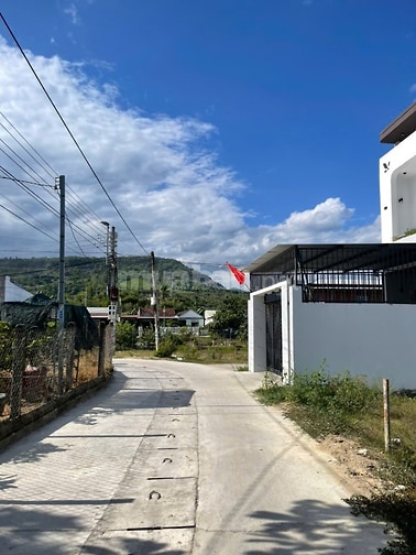 Lô đất full thổ đẹp 75,7m2 ngay trung tâm Diên Lạc giá tốt 860 triệu.