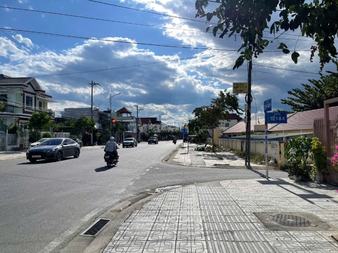 Lô đất full thổ đẹp 75,7m2 ngay trung tâm Diên Lạc giá tốt 860 triệu.