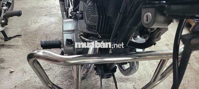 Honda Custom CM125 Đen đỏ Xe côn tay