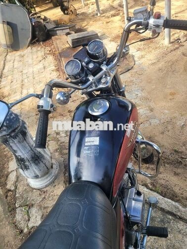 Honda Custom CM125 Đen đỏ Xe côn tay