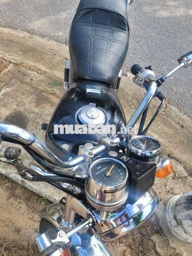 Honda Custom CM125 Đen đỏ Xe côn tay