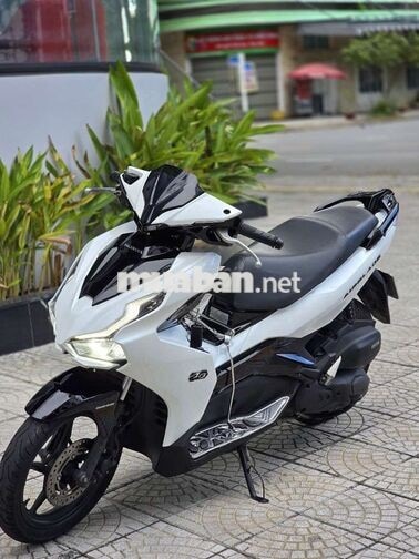 Honda Air Blade 2022 Trắng đen sport