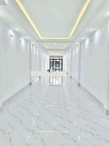 CHO THUÊ NHÀ MẶT TIỀN DIỆN TÍCH RỘNG ĐẸP ĐƯỜNG TRẦN HOÀNG NA DTSD 400m