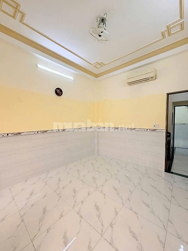Bán Nhà Hẻm 4.5m  Âu Cơ Phú Trung Tân Phú Giáp Quận 11, Giá Tốt