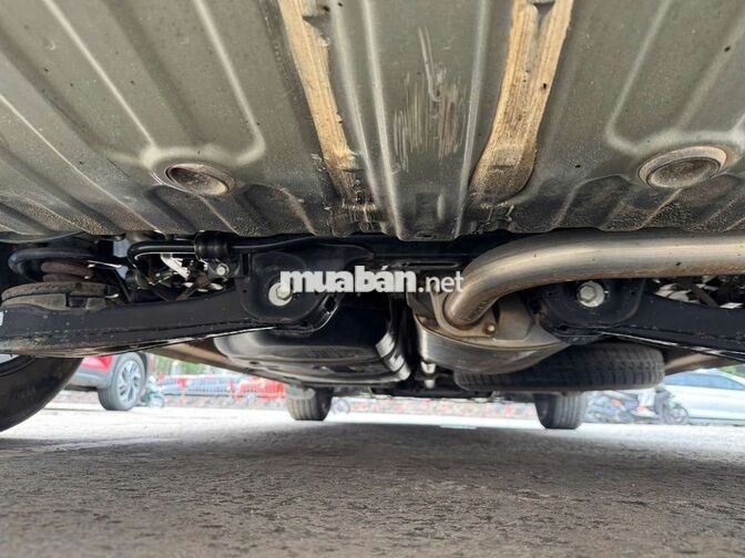 Kia Sedona 2017 2.2DATH full dầu,7 chỗ,màu trắng