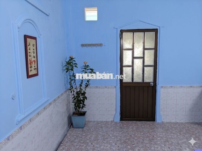 Chính chủ cho thuê cho nử thuê phòng 20m2 giá 2tr4
