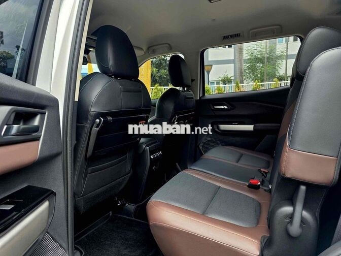 Mitsubishi Destinator Ultimate 2026