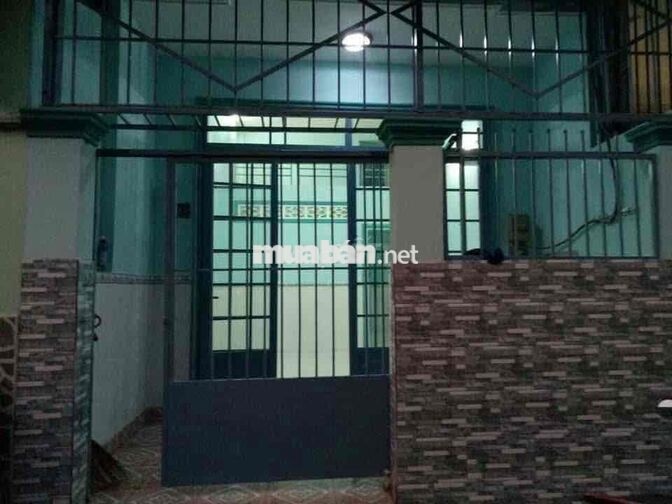 cho thuê nhà nguyên căn lê thị ngay ấp 1 vla gác lửng sạch sẽ giá rẻ