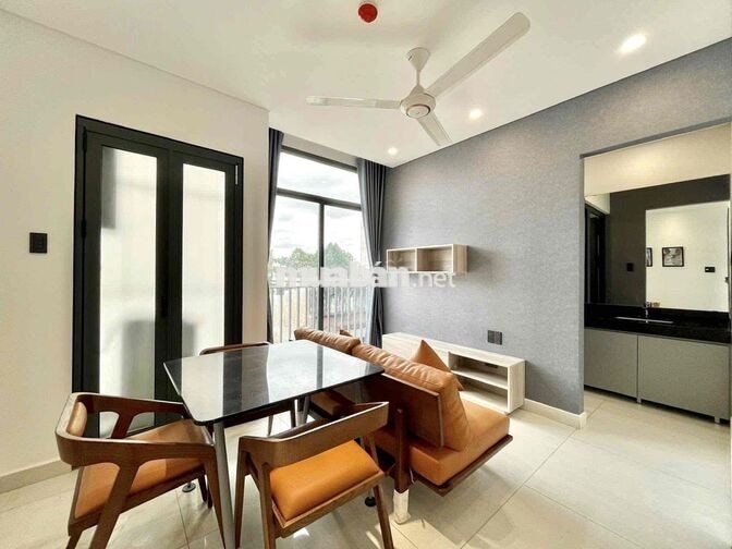 Căn Studio full nội thất máy giặt riêng ngay Cách Mạng Tháng 8 Q3
