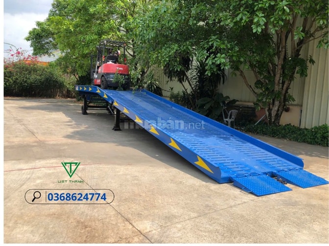 Cầu dẫn xe nâng lên container tải 10 tấn