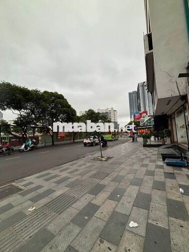 Sang nhượng Karaoke 15 phòng tại Q1