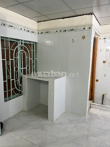 Cho thuê phòng trọ có gác sạch sẽ thoáng mát đường Phạm Hùng quận 8