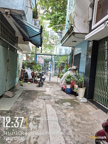 BÁN NHÀ LẠC LONG QUÂN, Quận 11, 3x6m, 3 lầu BTCT, 3 PN, 3 WC